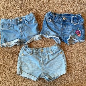 Lot of 3 pairs of shorts